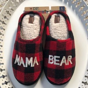 Dearfoams Mama Bear Memory Foam washable slippers. Size Large 9-10